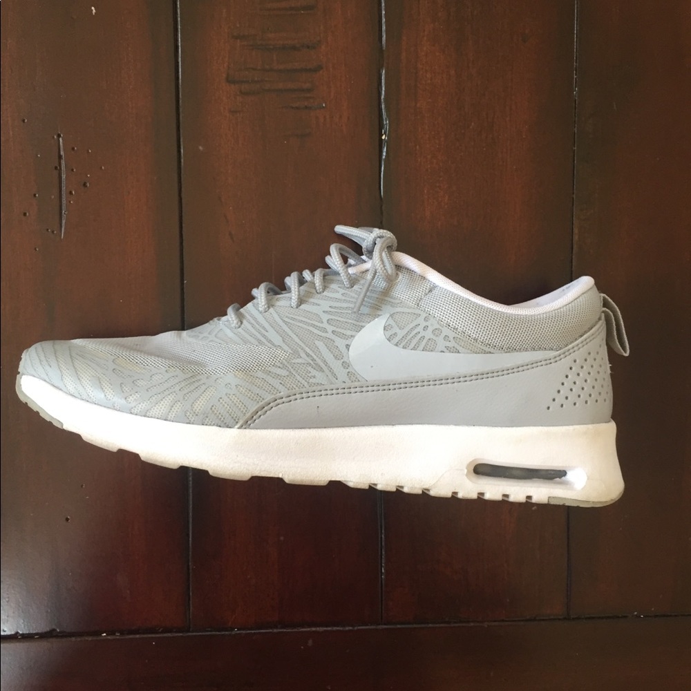 SOLD Nike Airmax Thea Sneaker in Gray